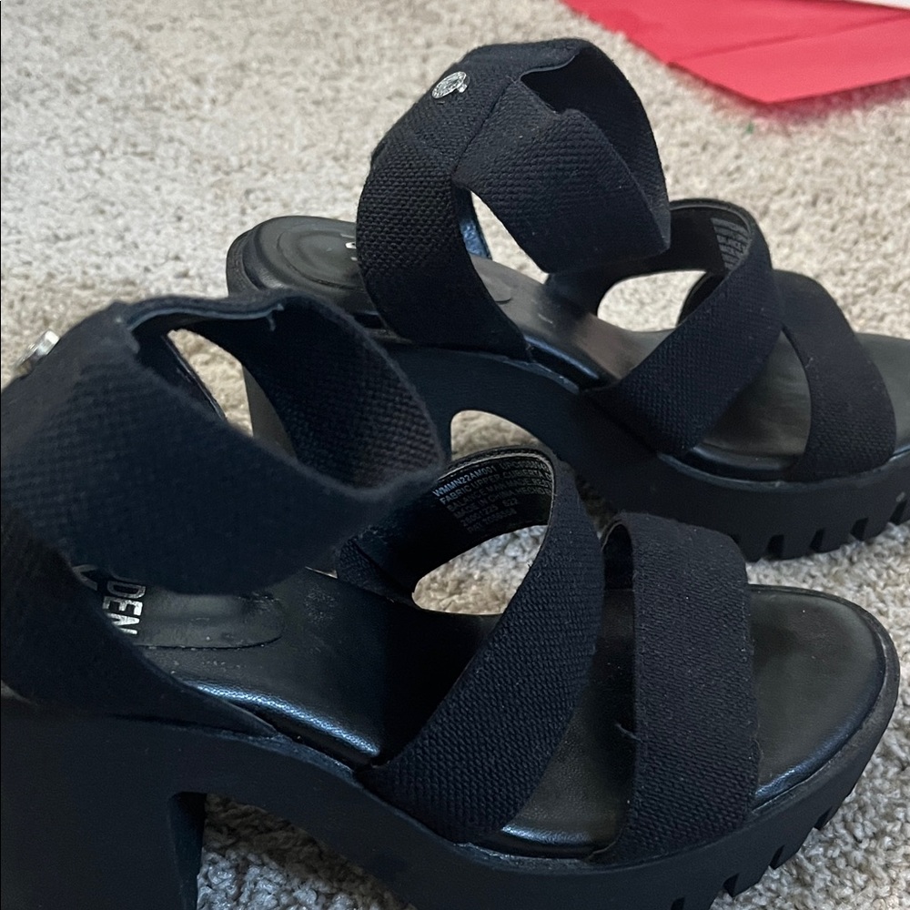 Madden NYC Black Platform Sandals - Picture 4 of 5